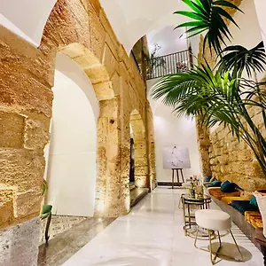 palazzo-del-poeta-palermo.sicilyhotelsitaly.net/